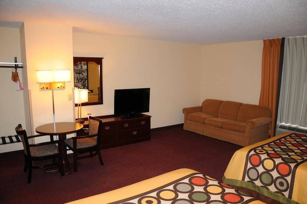 Boarders Inn And Suites By Cobblestone Lamar Missouri Eksteriør bilde